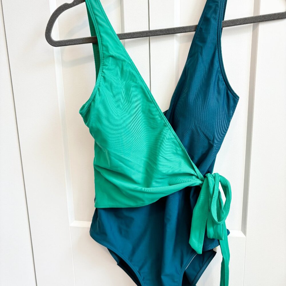 Brand New Summersalt Women's The Perfect Wrap One Piece Swimsuit Size 8